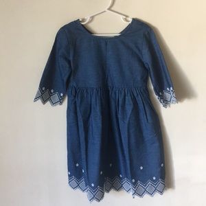 Old navy blue embroidered chambray denim dress 5